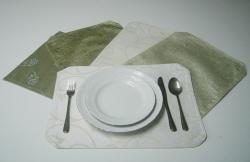 подложка за чинии