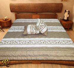 КУВЕРТЮРА ИНДИЙСКИ МОТИВ СТАРО ЗЛАТО + 2 ВЪЗГЛАВНИЦИ